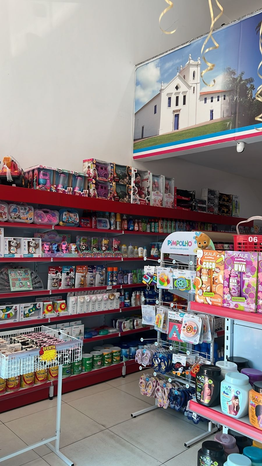 Interior da New Pharma - Brinquedos